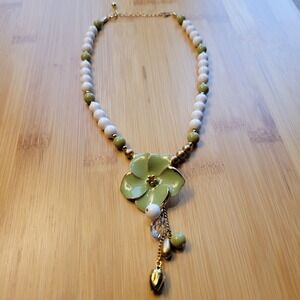 Vintage BIJOUX Signed Enamel Flower Beaded Adjustable Necklace Green Gold Tone